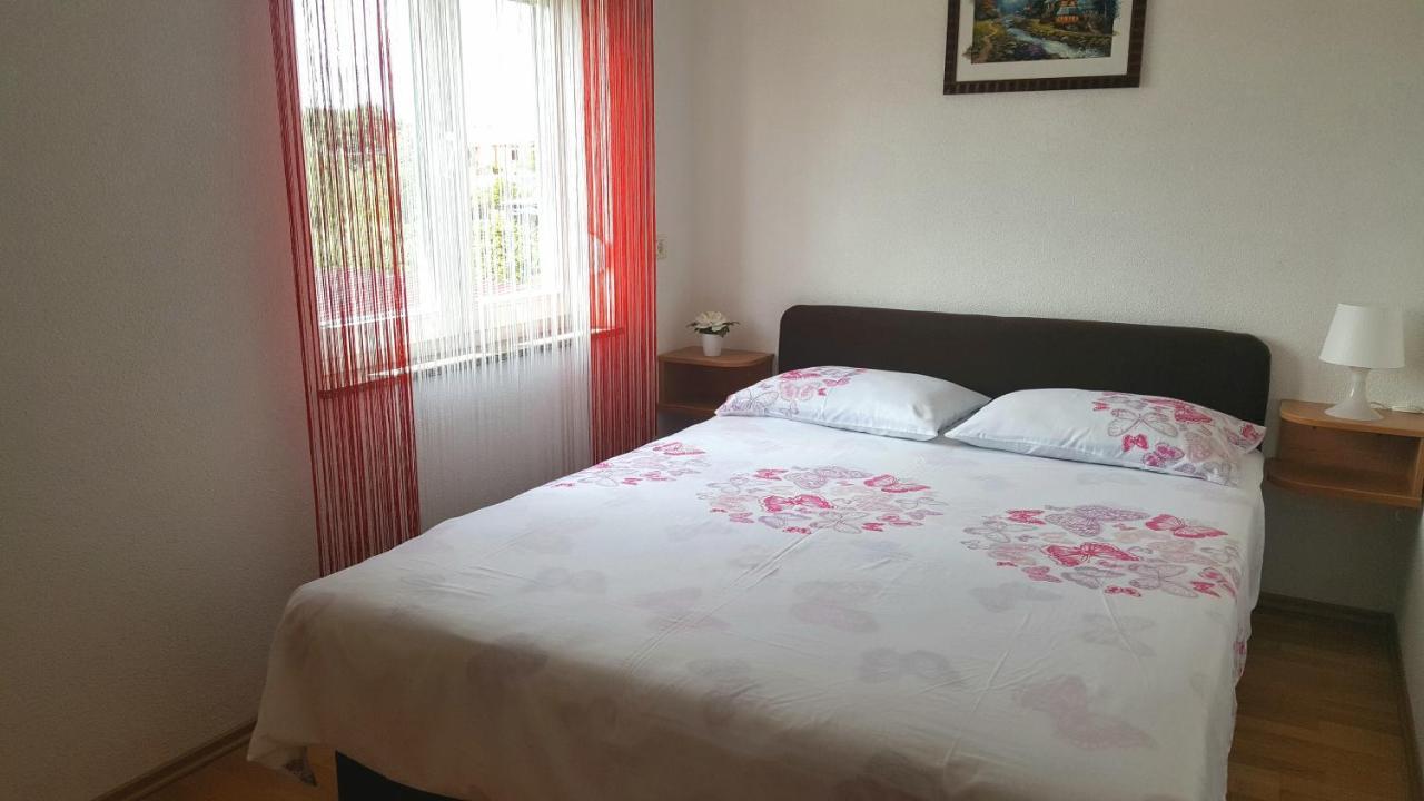 Appartamento The Orange One Novigrad Istria Esterno foto